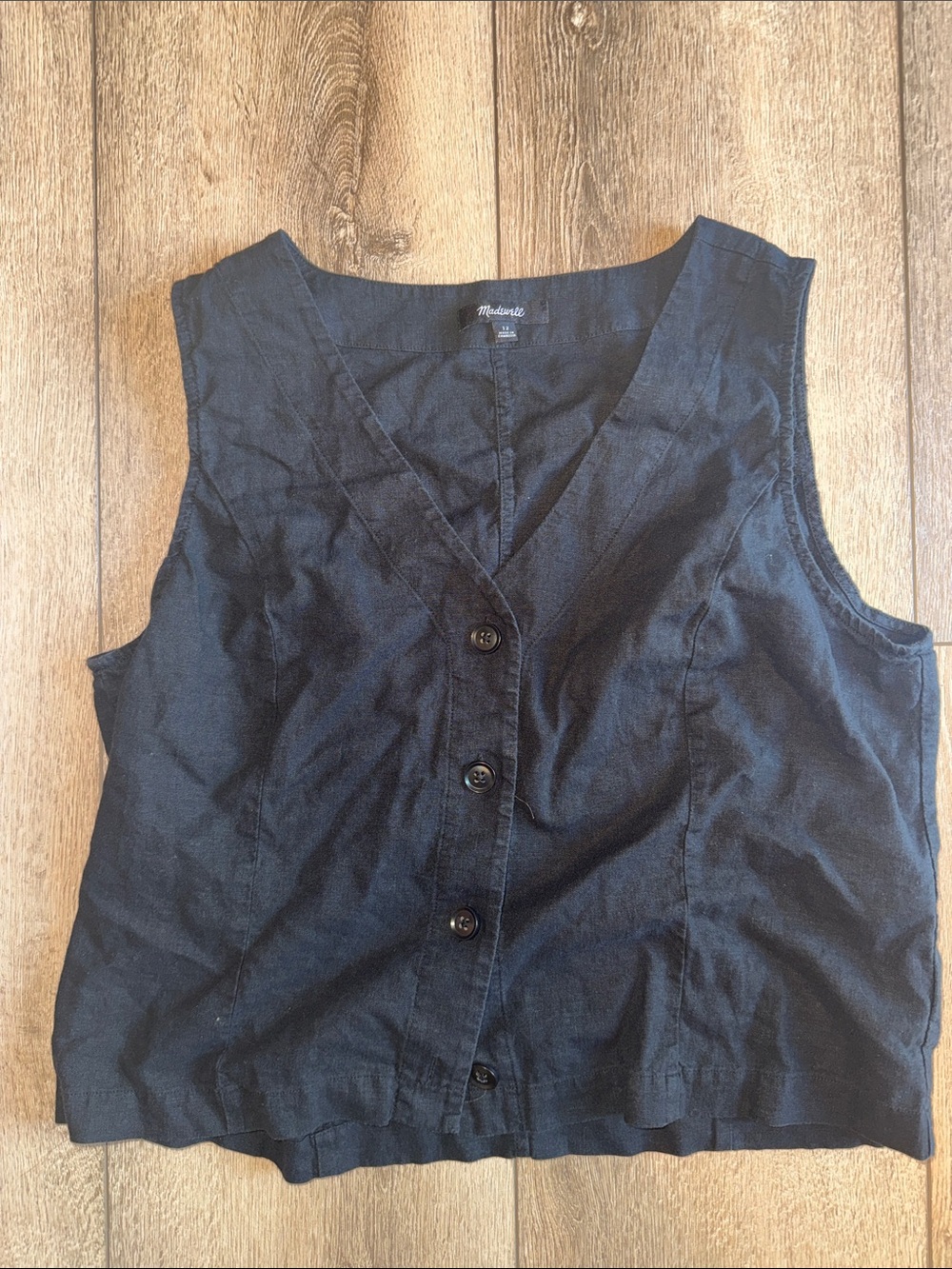 Madewell Black Button-Front Linen-Blend Sleeveless Top